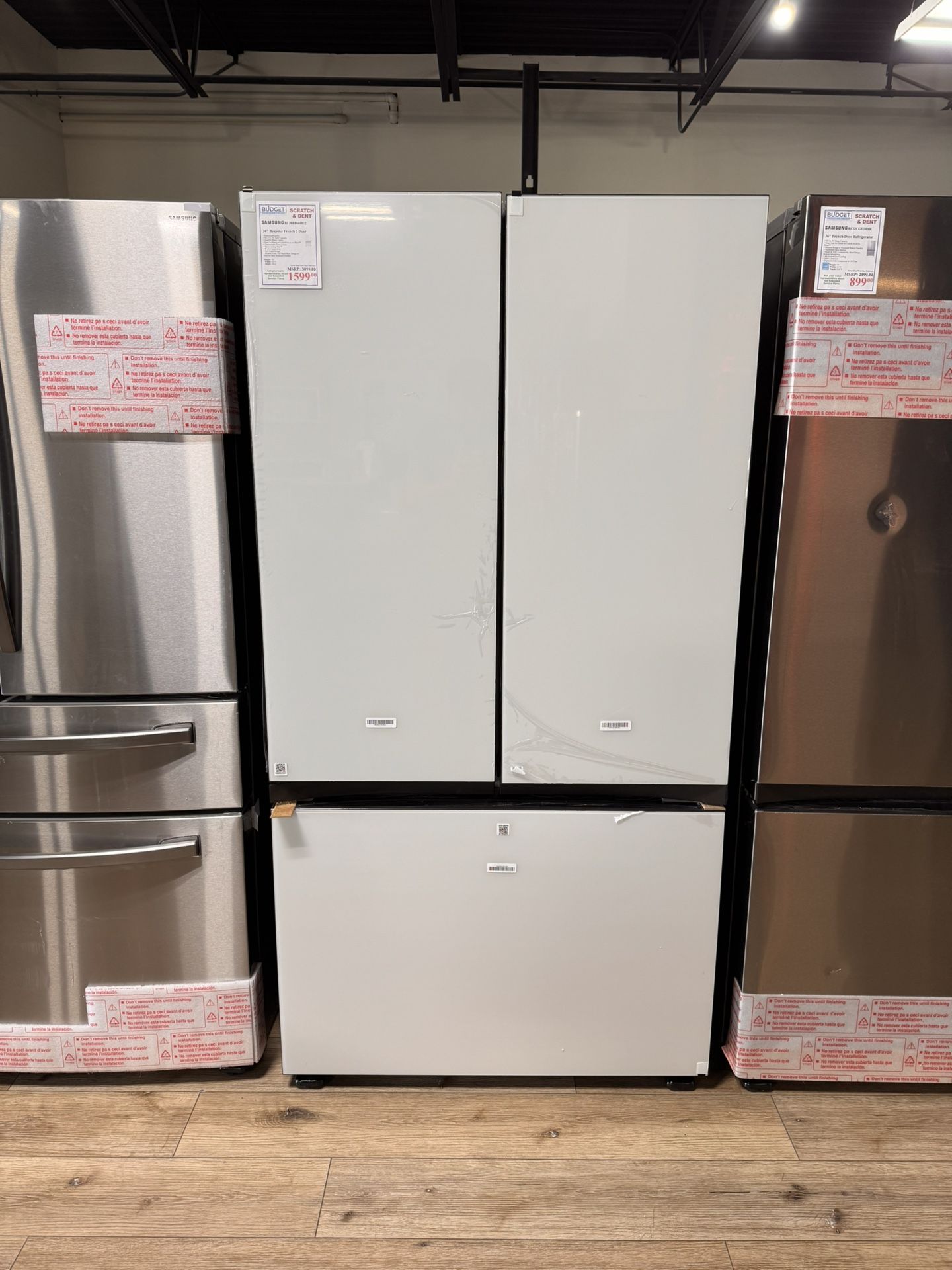 Brand-New Samsung - BESPOKE 30 cu. ft. 3-Door French Door Smart Refrigerator with Beverage Center - White Glass Model: RF30BB660012