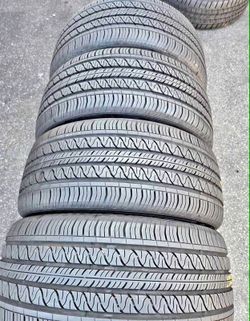 255/45/19  Continental Selling a set of 4 tires in excellent condition 🫡