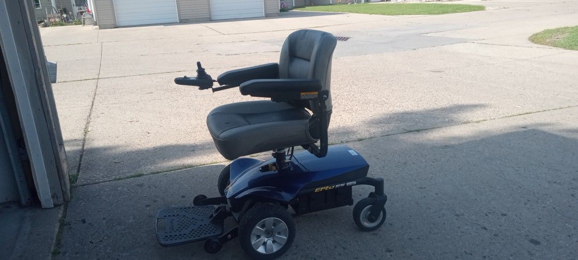 jazzy elite electric wheelchair