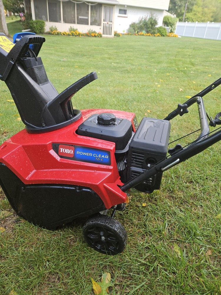Craftsmen Snow Blower 