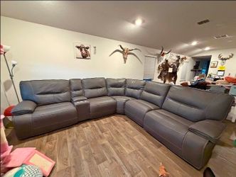 Recliner couch