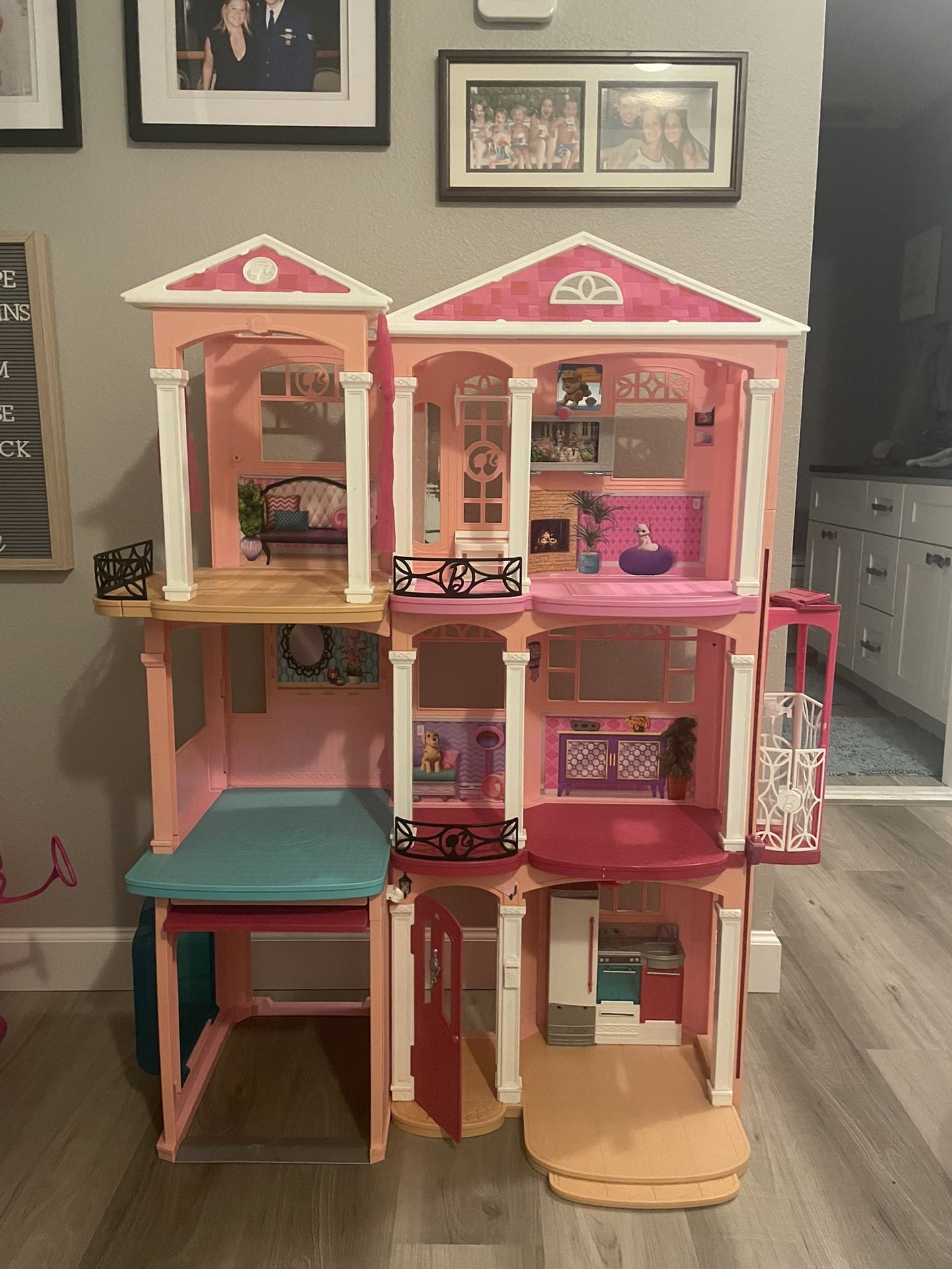 Barbie House