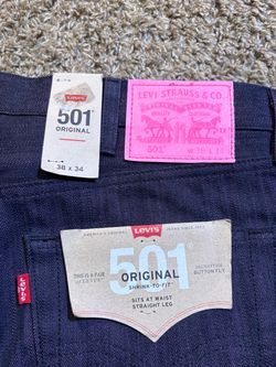 NWT Levi's 501 Original Shrink To Fit Denim Jeans Size 38x34 Purple