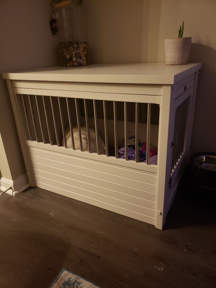Large White Ace Pet Crate and Table