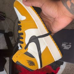 Air Jordan 1 Retro