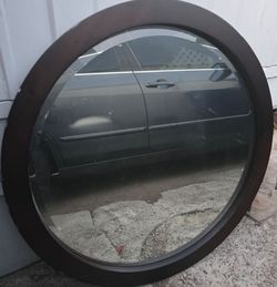 Circle mirror