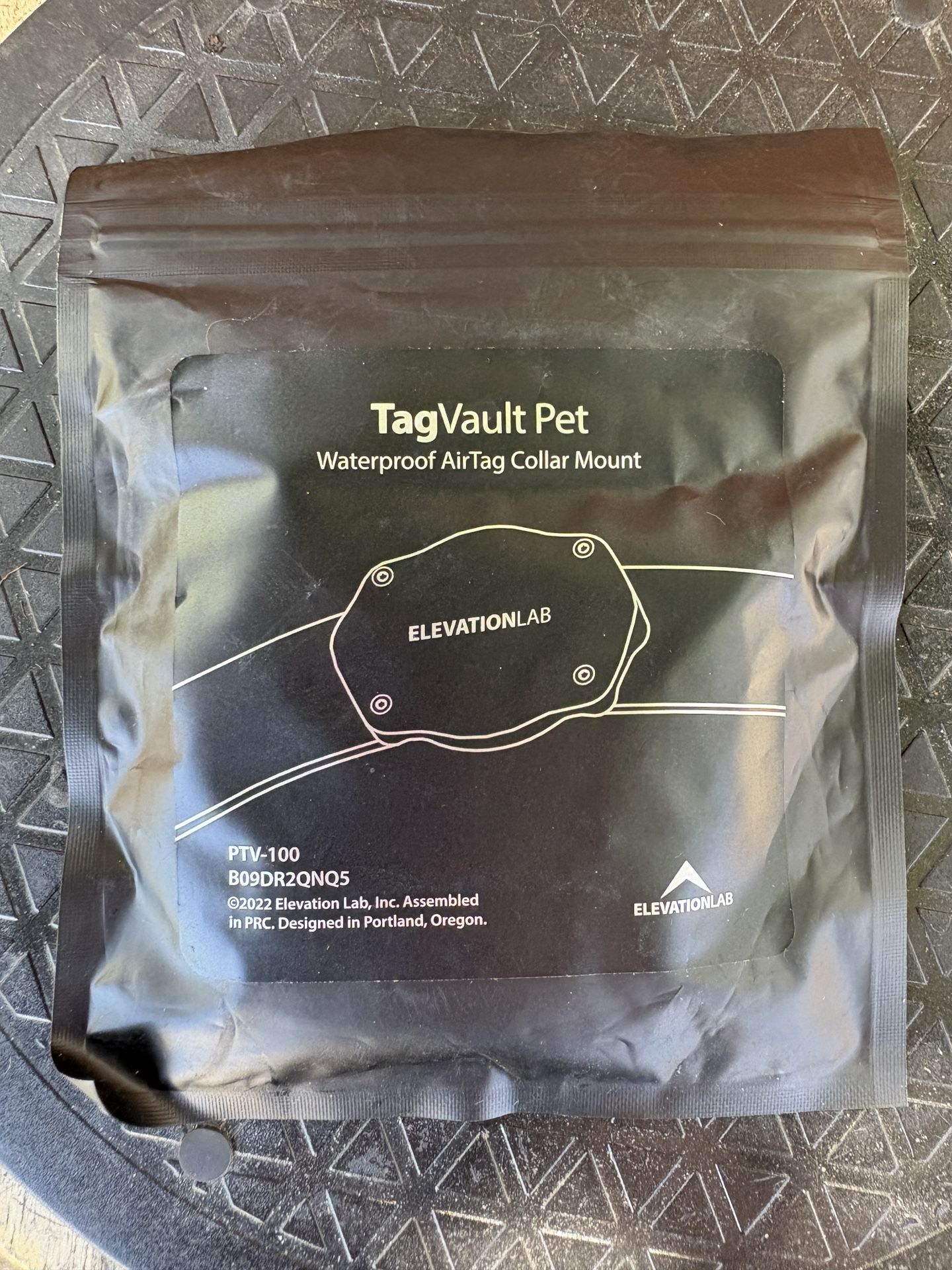 TagVault Pet AirTag Dog Collar Waterproof Mount!