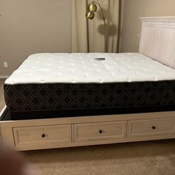 Tempur-Pedic Queen Bedroom Set – Mattress, Storage Bed & Dresser