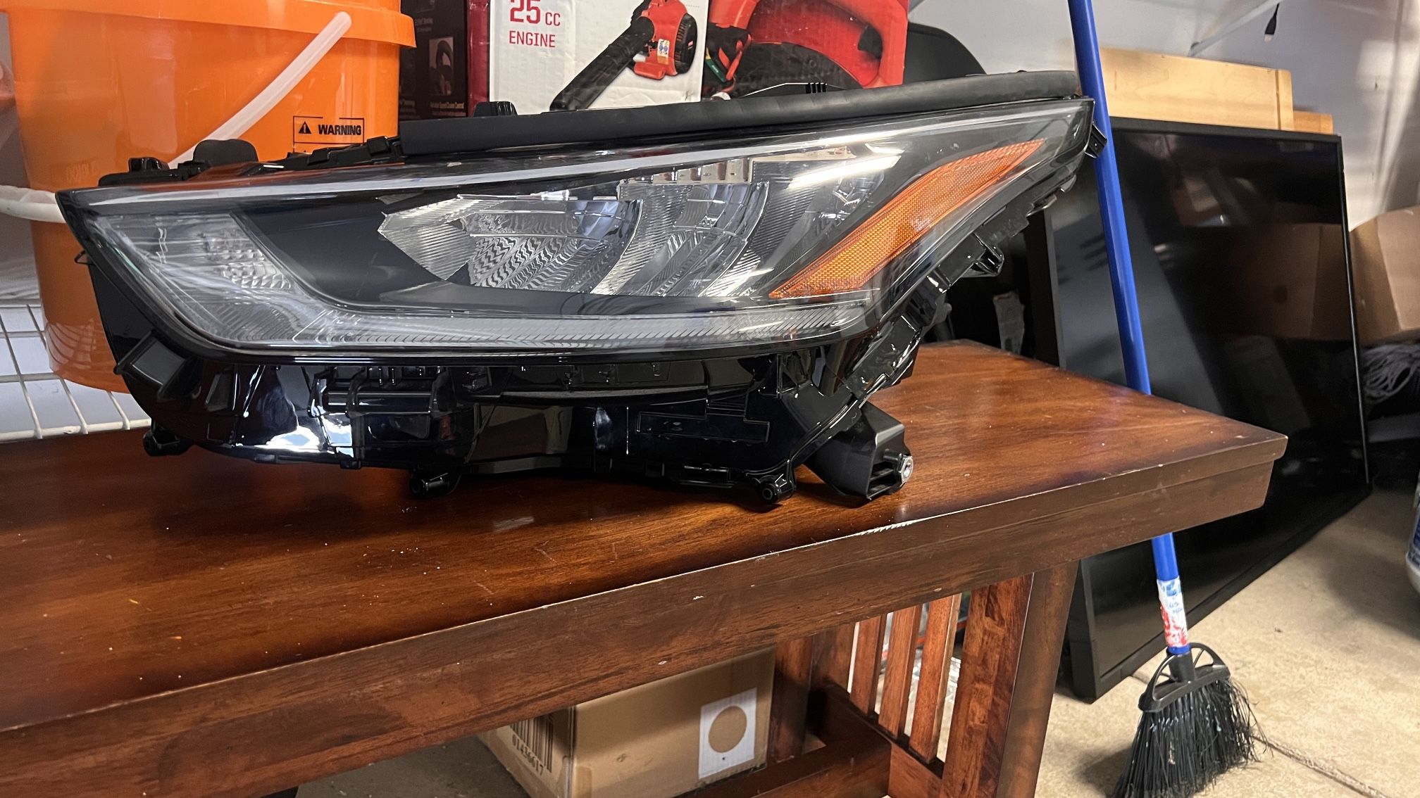 2020-2025 Toyota Highlander Headlight Assembly Left Side