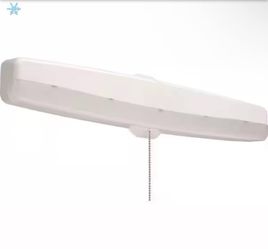 Lithonia Lighting 18 in. White LED Closet Light with Pull Chain