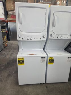 GE Stackable Washer and Gas dryer white new