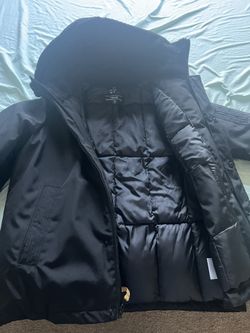 IZOD men’s Sherpa lined hooded coat 