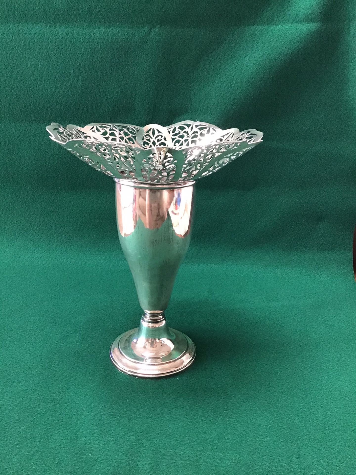 Vintage Wm Rogers 817 Silver Plate Vase Candle Holder