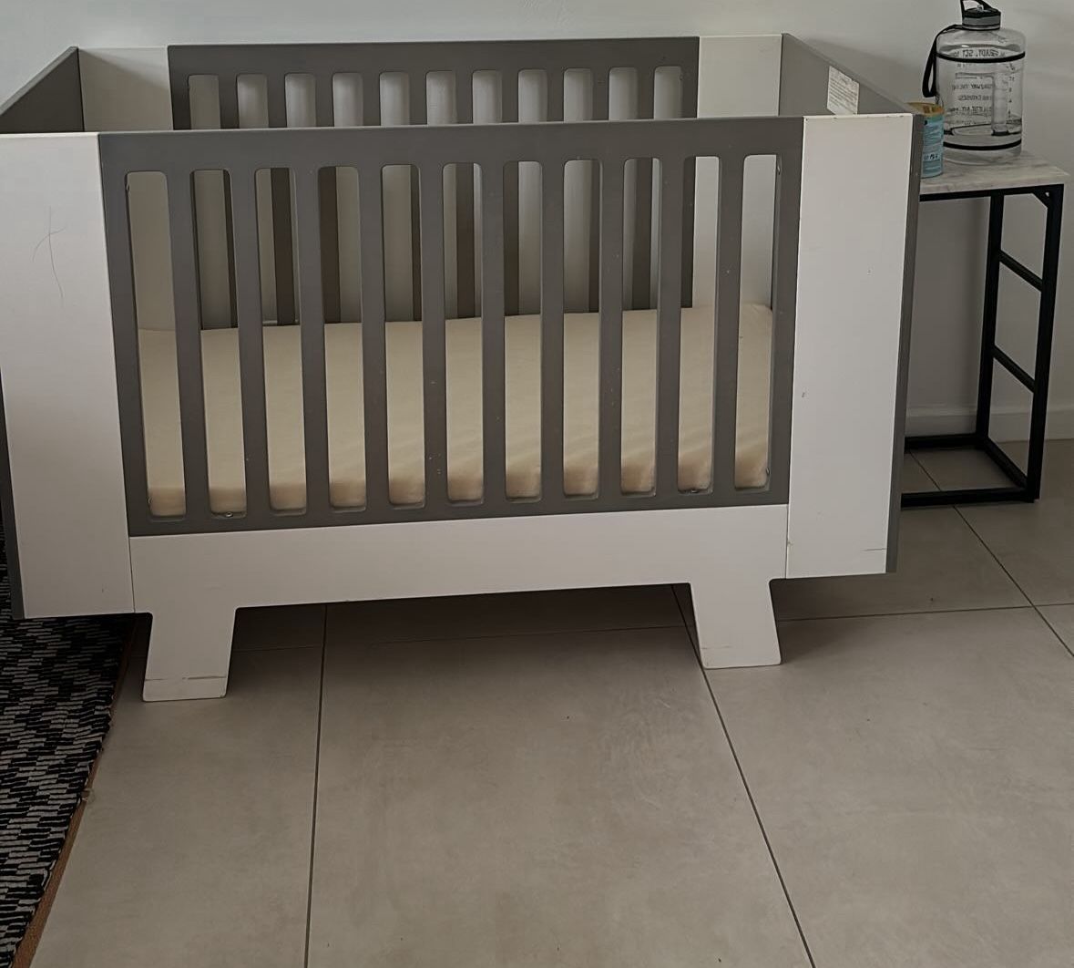 Baby Crib / DUTAILIER