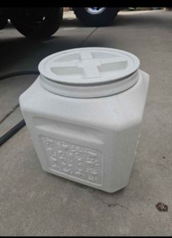 Dog Food Storage Bin