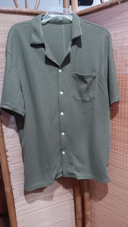 Mens Never worn Manfinity shirt