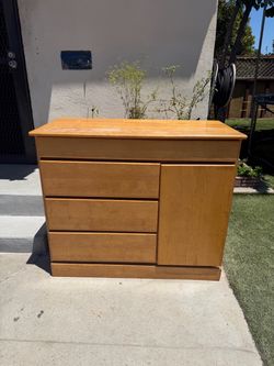 Wood Dresser with Drawers and Cabinet