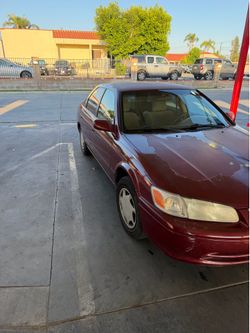 2000 Toyota Camry