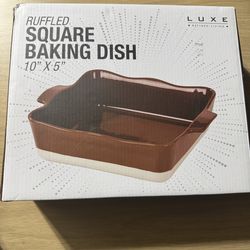 Luxe 10×5 Ruffled Square Baking Dish – Excellent Kitchen Piece
