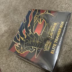 Pokemon Lost Origin ETB