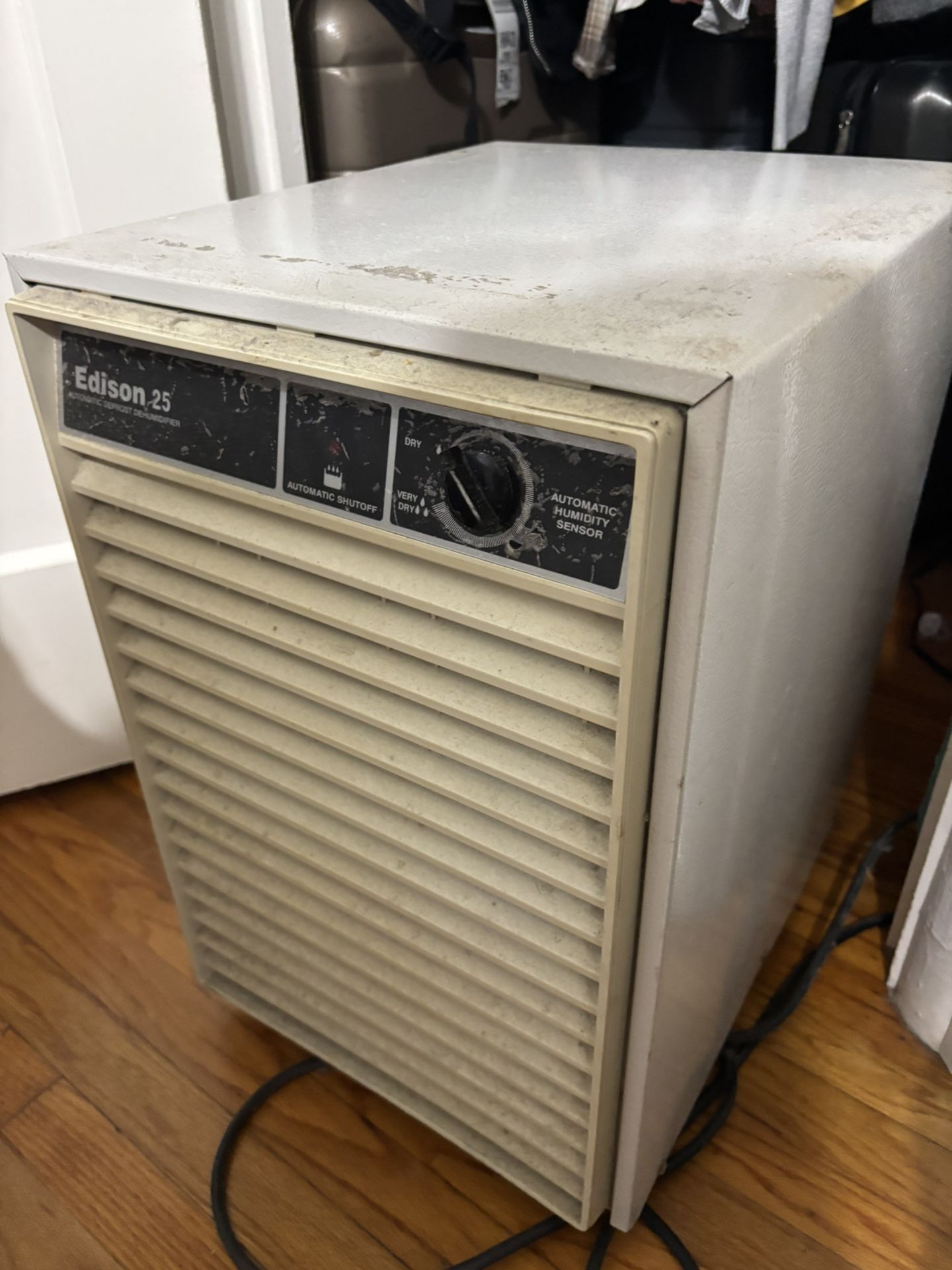 Edison 25 Electric Dehumidifier