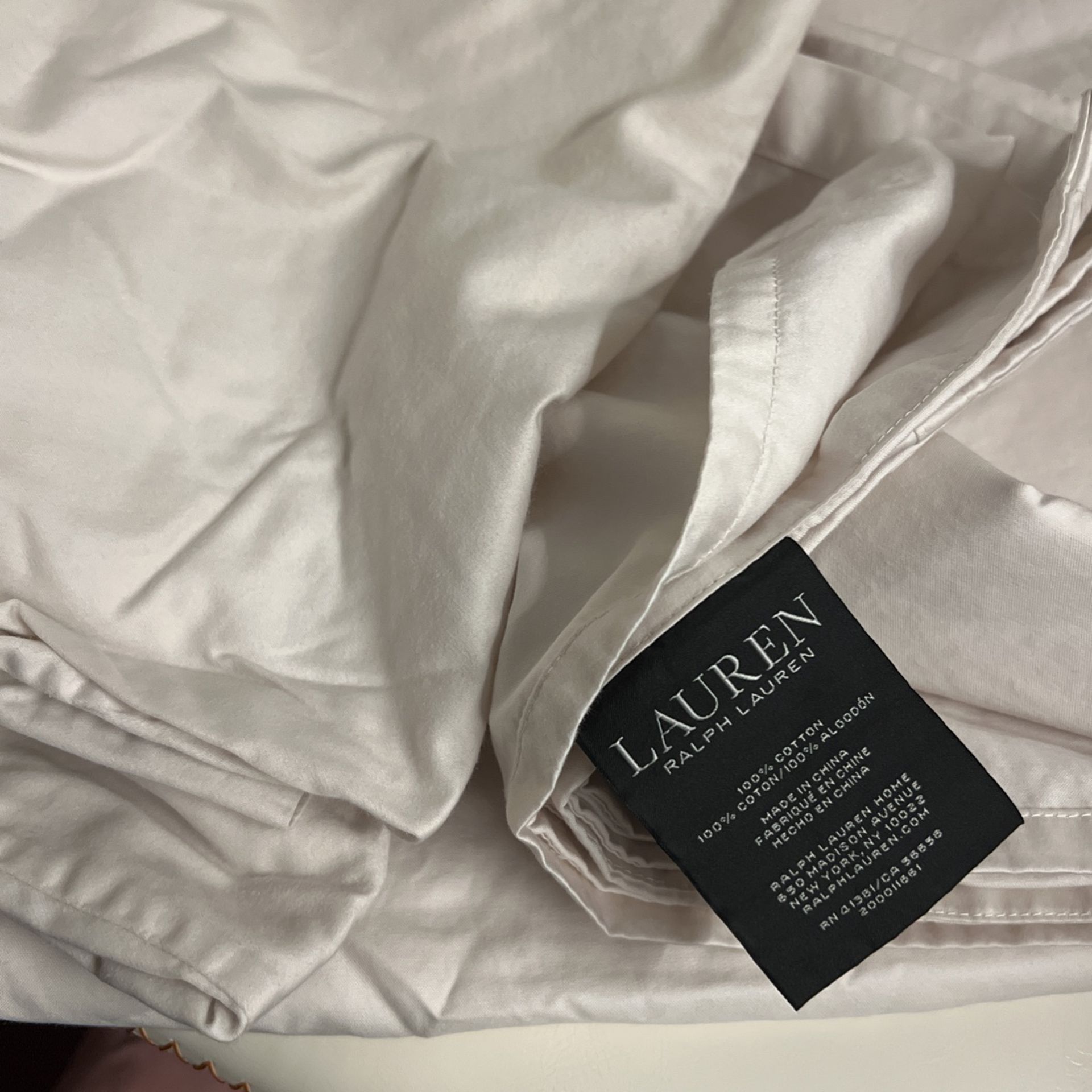 100% cotton Ralph Lauren Queen Size BedSheet+two Pillow Sheets for Sale in  New York, NY - OfferUp