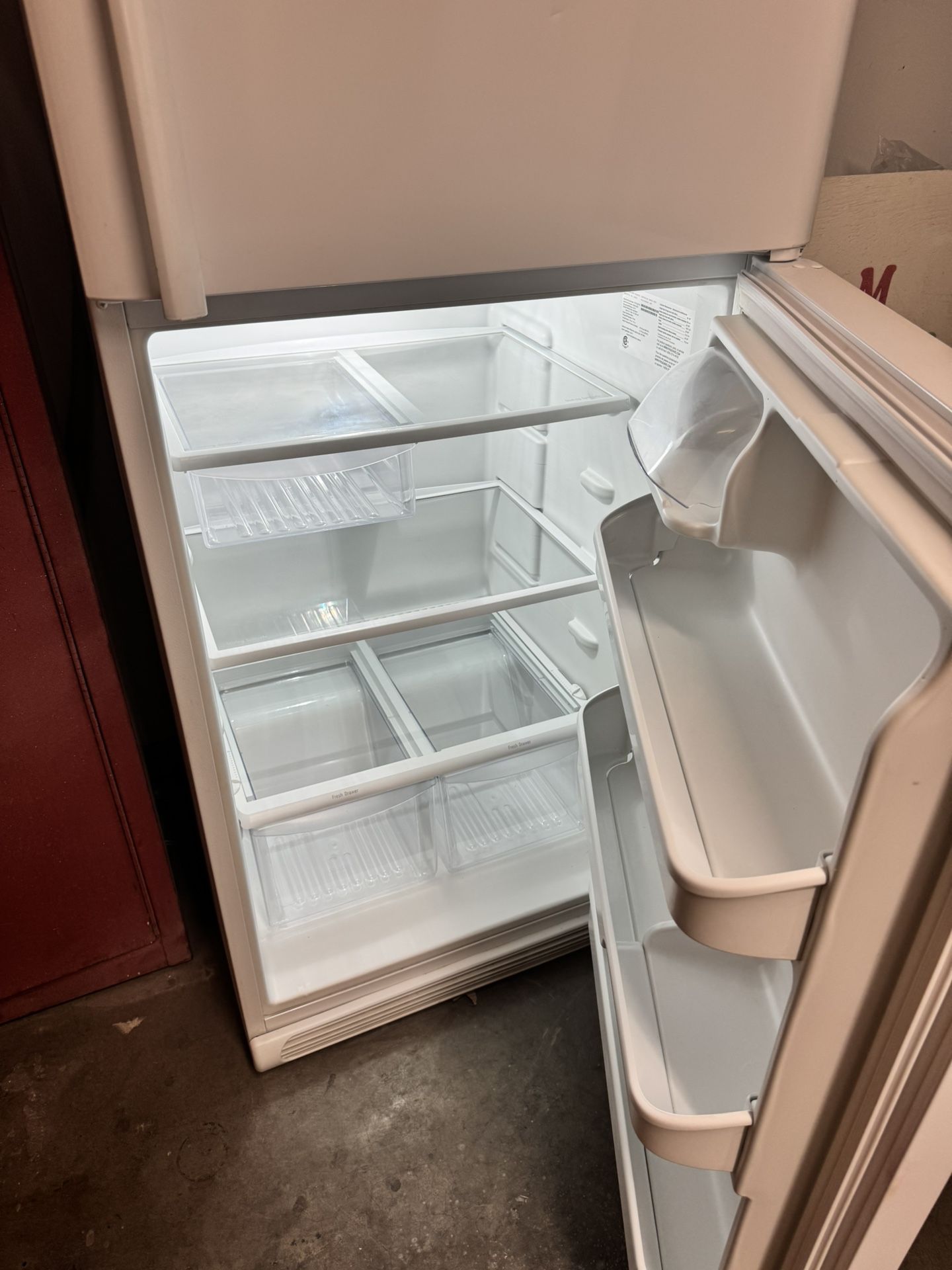 Top Freezer Refrigerator