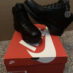 Nike Air Max Goadome ACG Boots Triple Black Leather Men's Size 12 Brand New with Box One of The Best Work Boot Around 