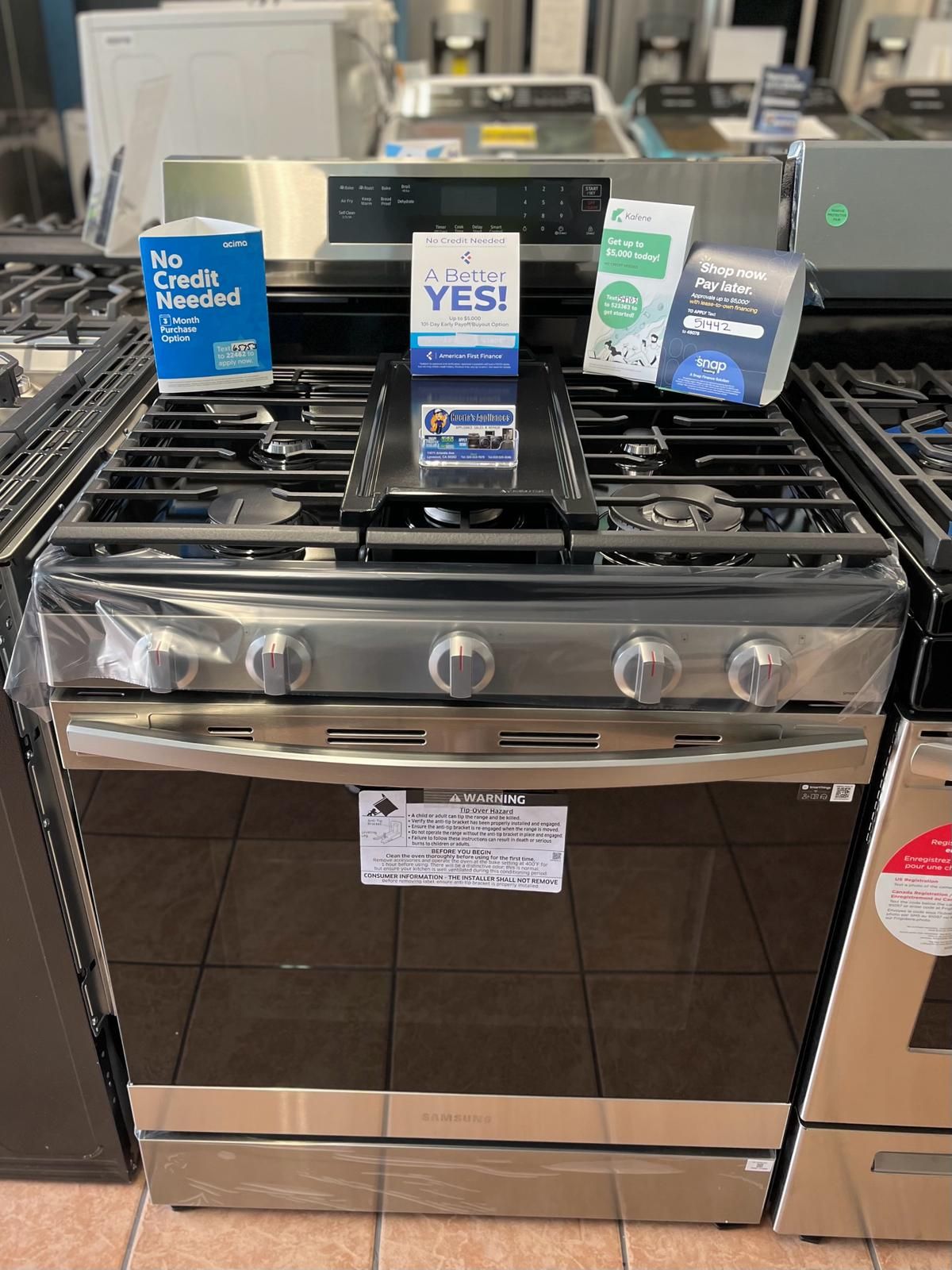 New Samsung Gas Stove with Air Fry ( 1 year Manufacturer Warranty)