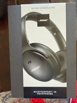 Bose QuietComfort Headphones - Wireless Bluetooth Headphones, Active Over Ear Noise Cancelling and Mic, USB-C Charging, Deep Bass, Up to 24 Hours of P