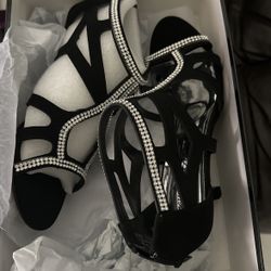 Black Easy Street Heels