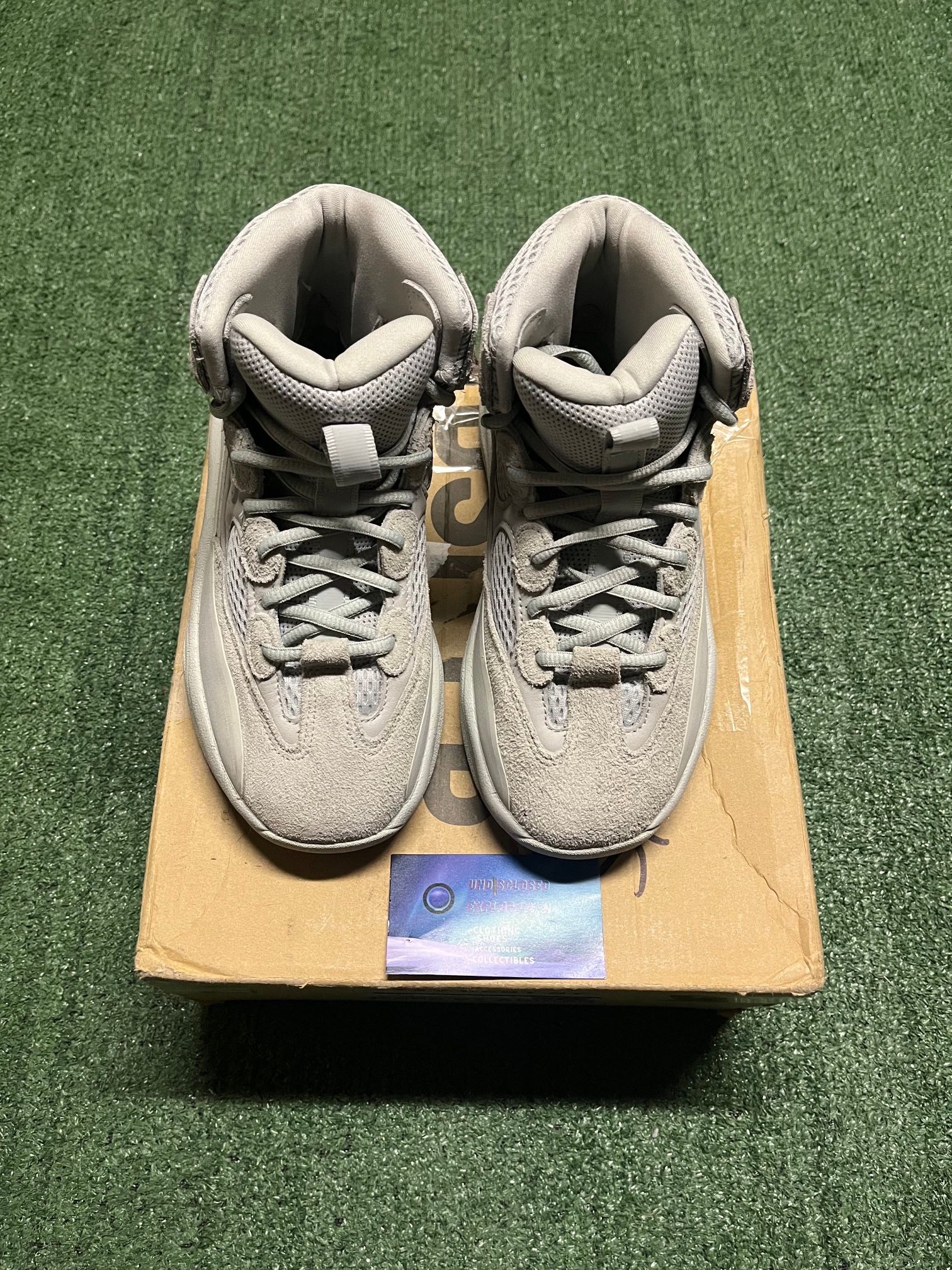 adidas gazelle silver green womens Yeezy Salt Desert Boot Size 9.5 (No Insoles) – My Cuzin Vintage