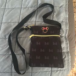 Minnie Mouse Loungefly crossbody bag