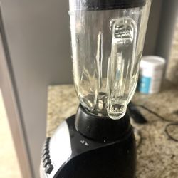 Black & Decker Cyclone 12-Speed Blender