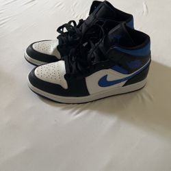 Air Jordan 1 Racer Blue