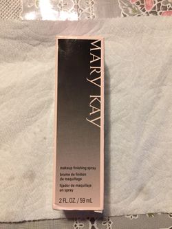 Makeup finishing spray