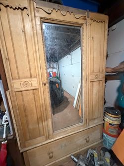Vintage armoire