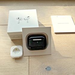 Apple AirPods Pro 2nd Gen, Lightning, Original Box, Carbon Fiber Cover