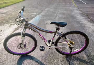 Woman's Genesis 26" Whirl Mountain Bike 