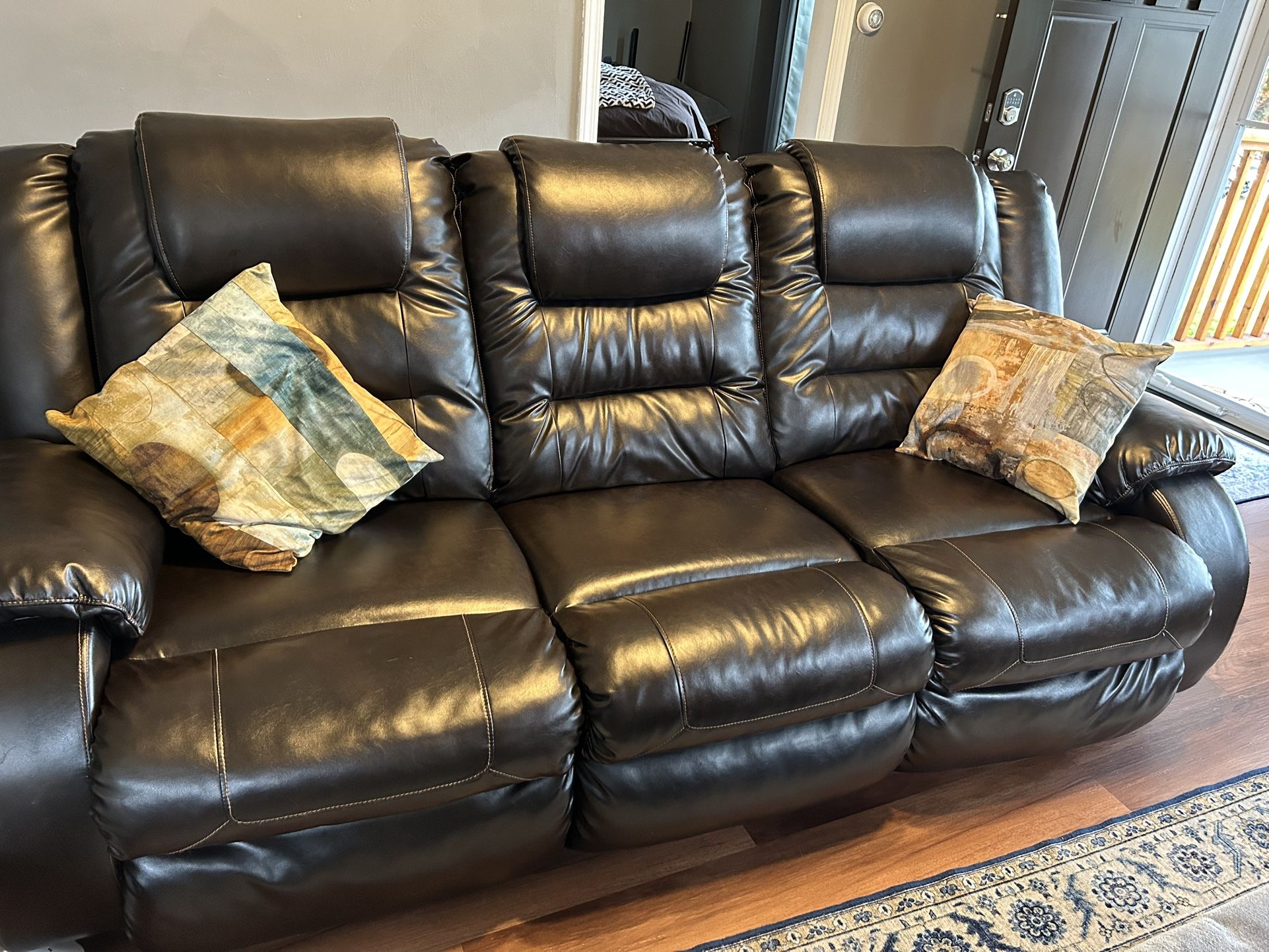 Leather Recliner Sofa And Love Seat Set (Excellent condition)