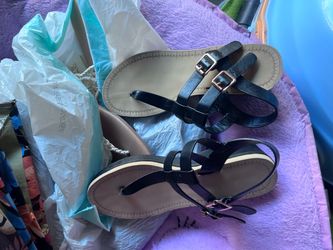 Shoes size 8-5