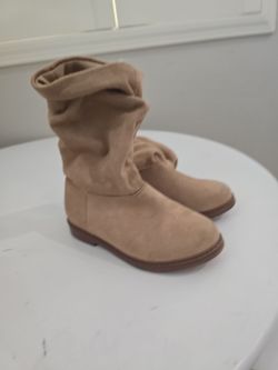 Used toddler girl's H&M size 9 boots