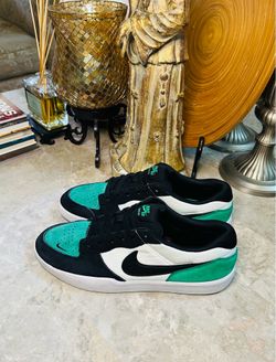 Men’s Nike SB Force 58 White Stadium Green Black Skate Shoes Size 11 DV5477-101