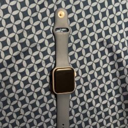 Apple Watch SE 
