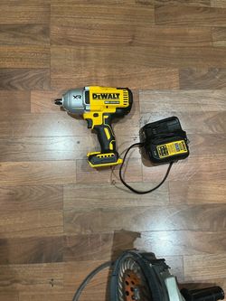 DeWalt XR 20V Brushless Impact Wrench with Charger
