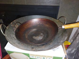 2 big woks