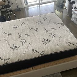 Vendo Este Colchón Semi Nuevo