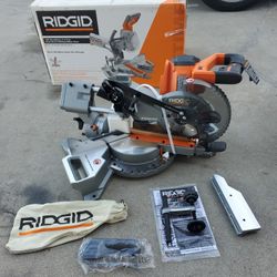 Ridgid 10" Table Saw 15 Amp with folding stand