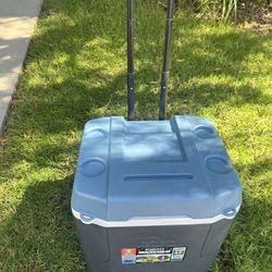 Igloo Maxcold Cooler 54 Qt. Blue/gray