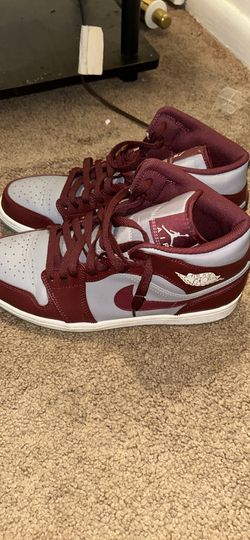 Jordan one mid